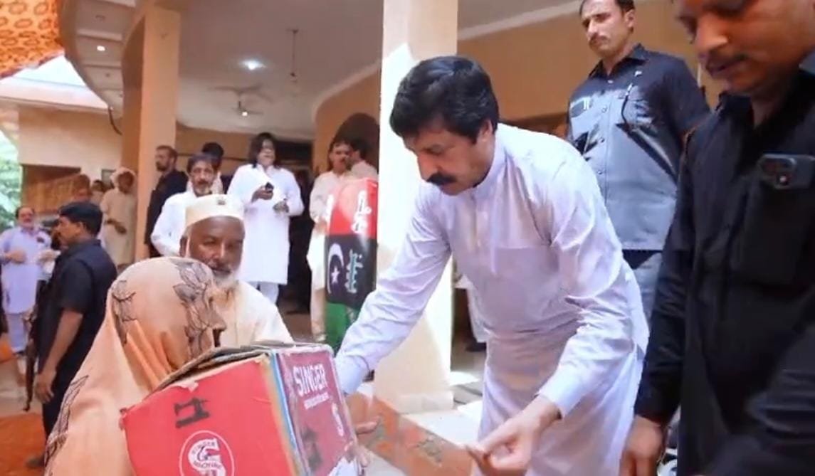 گورنر پنجاب نے کہا کہ عوامی خدمت اور فلاحی کاموں کا سلسلہ جاری رہے گا